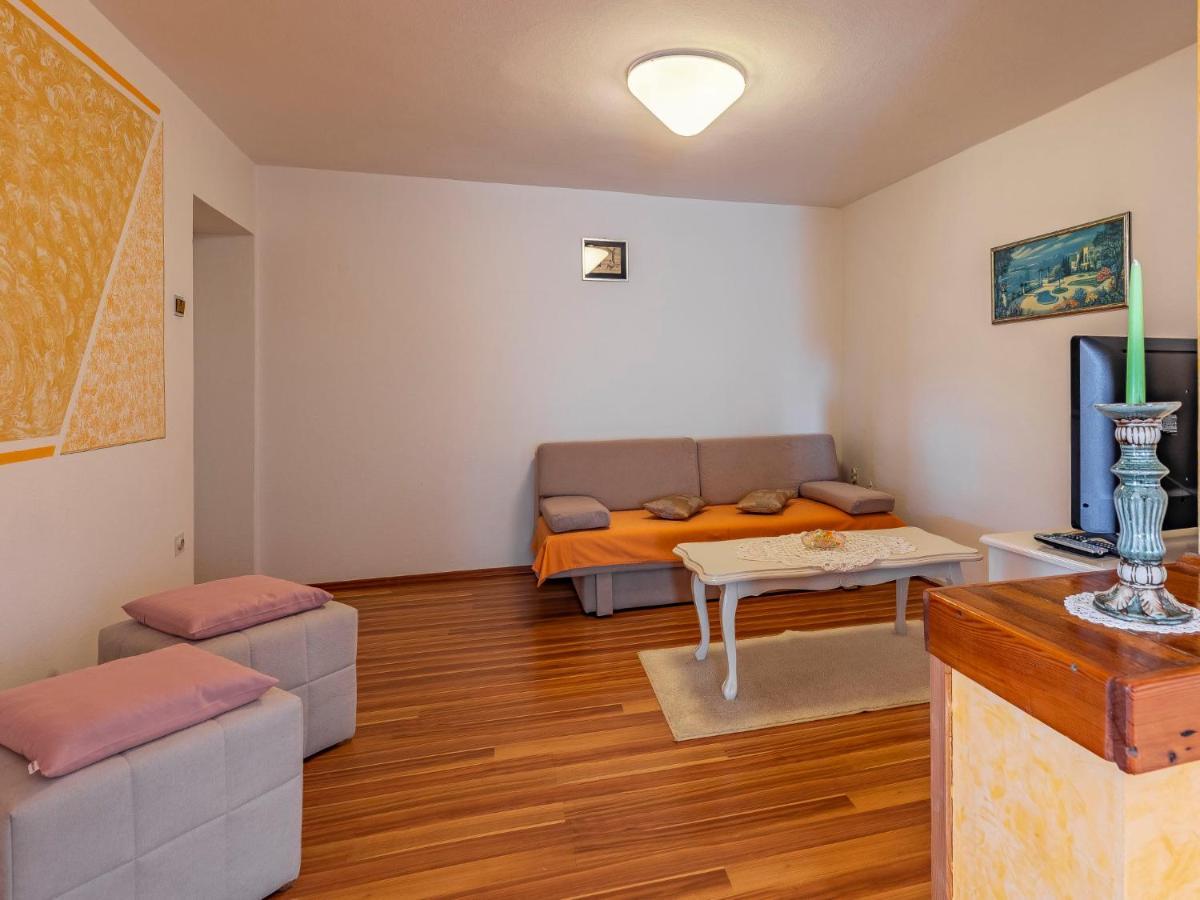 Apartment Vladimir - Pul237 By Interhome Banjole Eksteriør billede