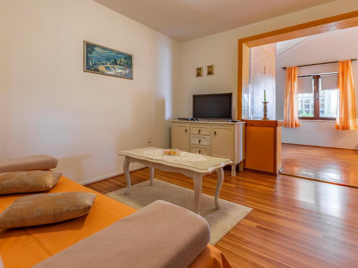 Apartment Vladimir - Pul237 By Interhome Banjole Eksteriør billede