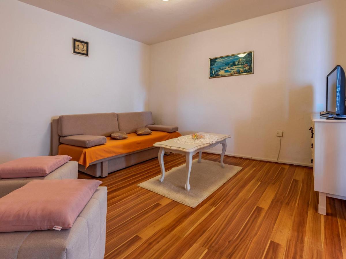 Apartment Vladimir - Pul237 By Interhome Banjole Eksteriør billede